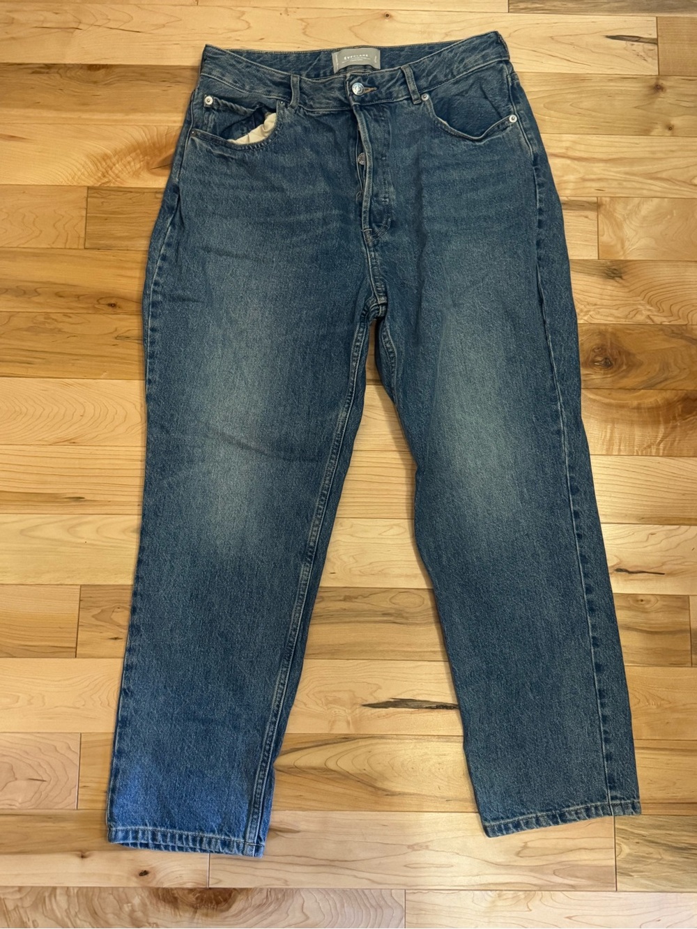 Everlane Curvy 90’s Cheeky Straight Jean — size 31 Crop